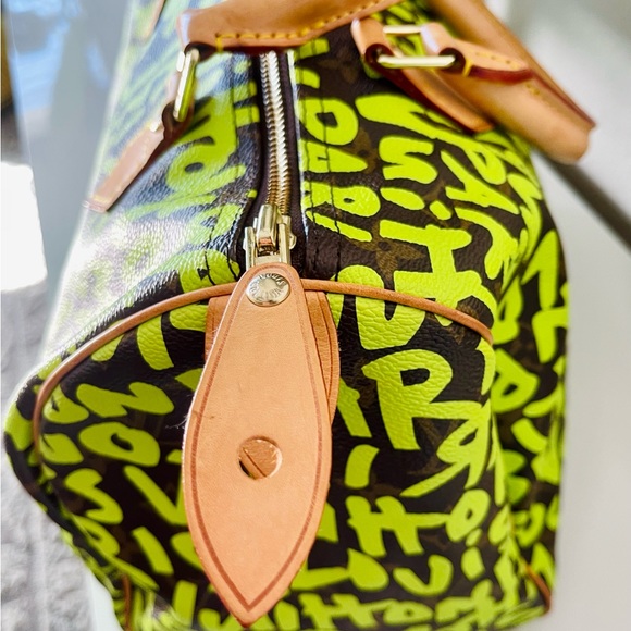 Rare LOUIS VUITTON Monogram Graffiti Speedy 30 neon green LV bag Sprouse - Picture 7 of 17